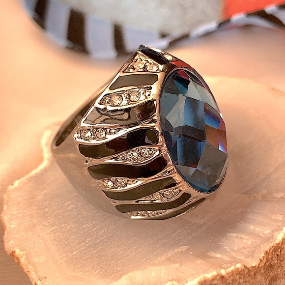 Blue Crystal Black Enamel Zebra stripe CZ Cocktail Dome Ring Size 6 - Picture 6 of 9